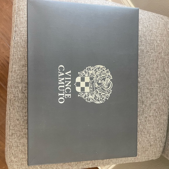 Vince Camuto Women's Kalvira2 Heeled Sandal size 8M - Picture 9 of 11